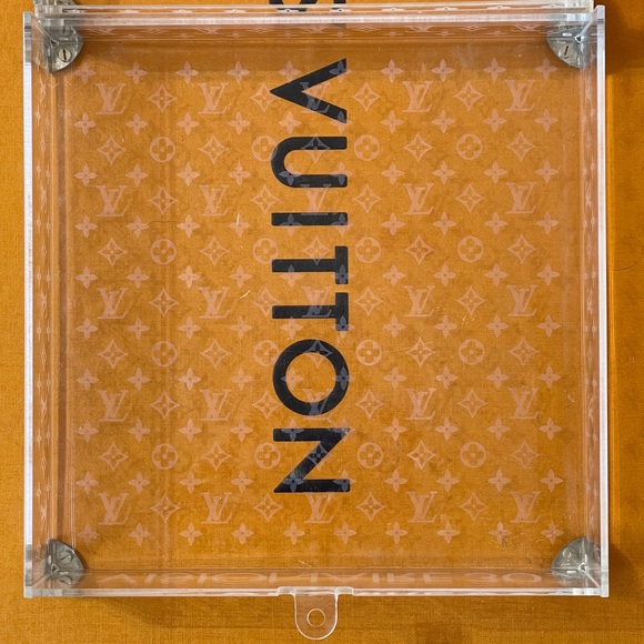 Louis Vuitton Spain LV Cup Limited Visionaire 30 Lucite Trunk Puzzle Game Rare - Picture 7 of 16